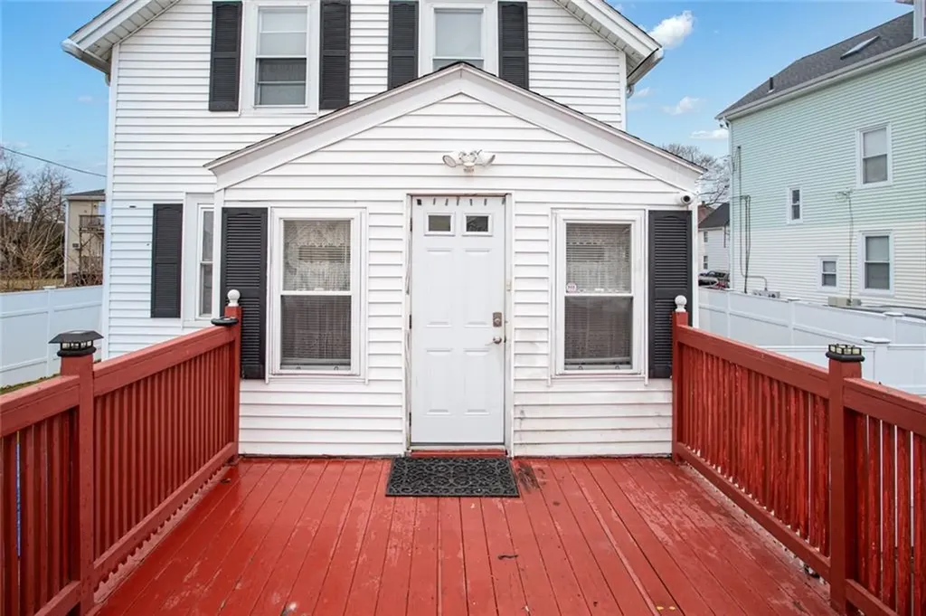 45 Tappan Street Providence RI 02908