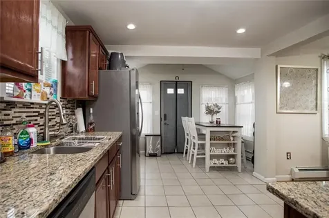 45 Tappan Street Providence RI 02908