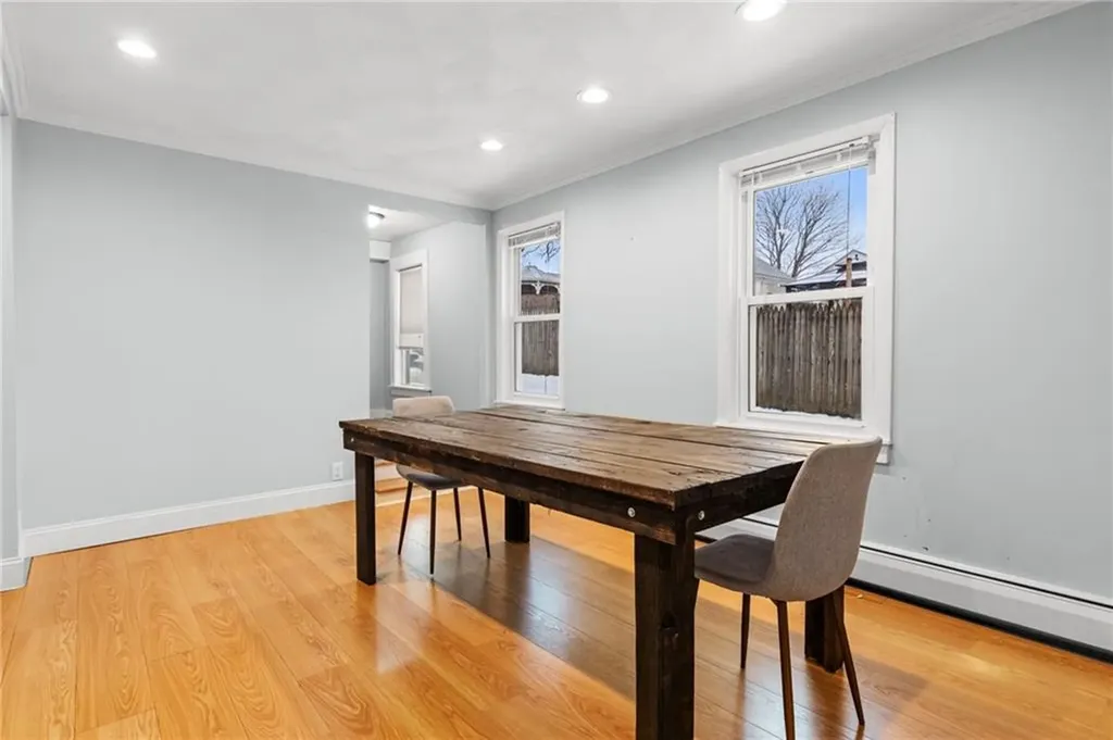 32 Pilgrim Avenue Coventry RI 02816