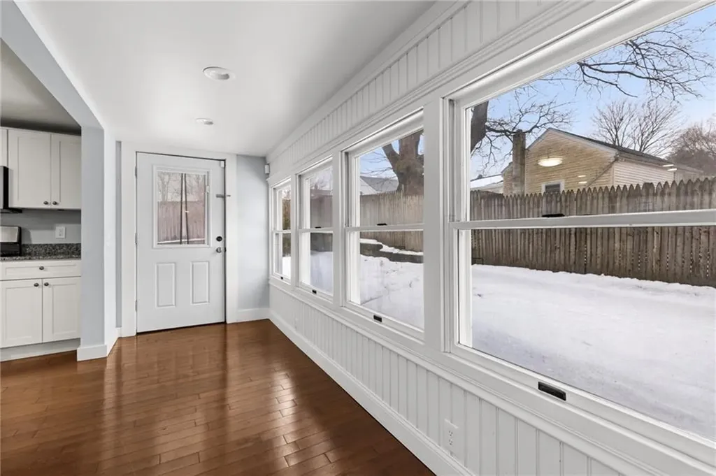 32 Pilgrim Avenue Coventry RI 02816