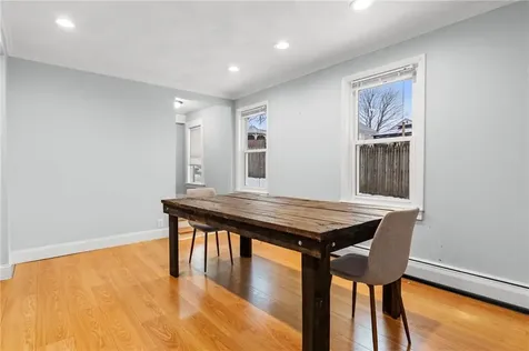 32 Pilgrim Avenue Coventry RI 02816