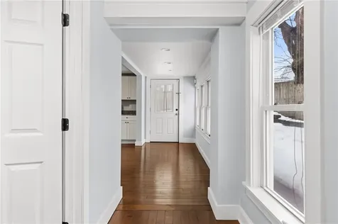 32 Pilgrim Avenue Coventry RI 02816