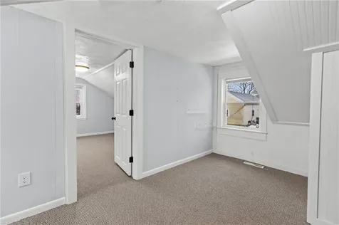 32 Pilgrim Avenue Coventry RI 02816