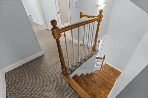 32 Pilgrim Avenue Coventry RI 02816