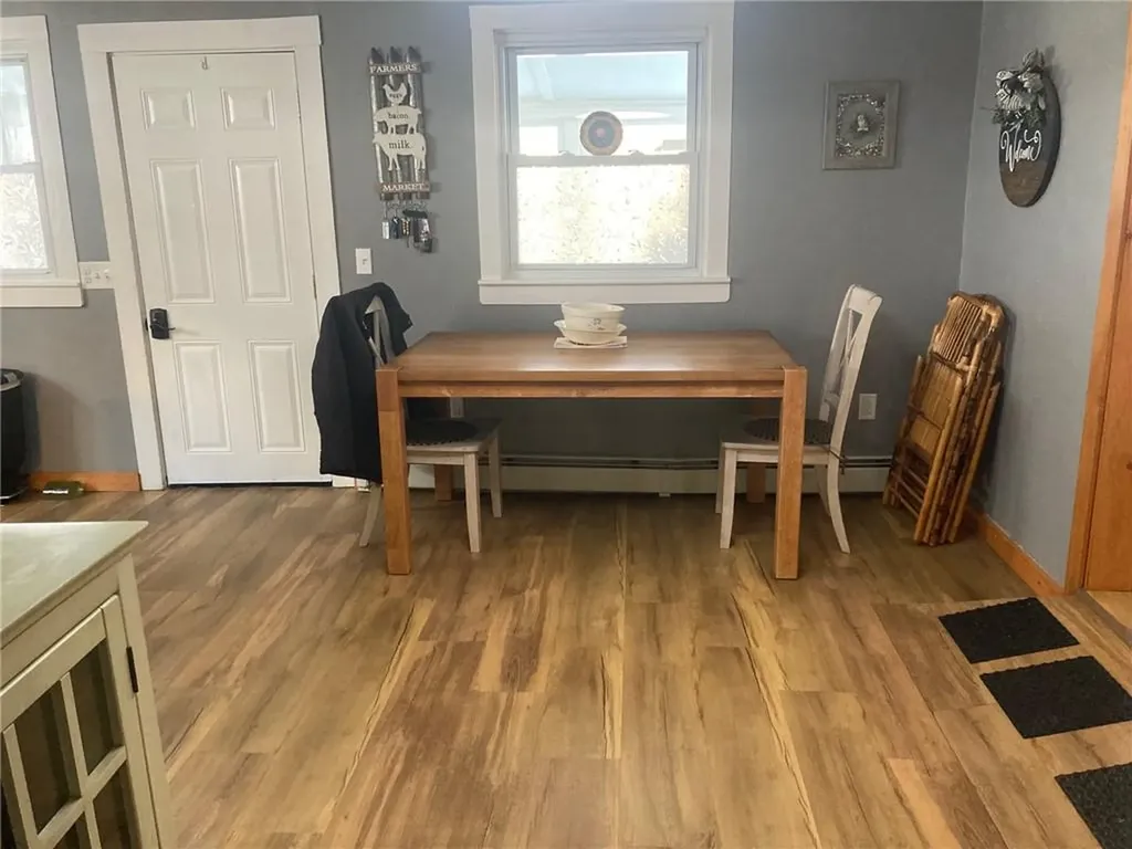 29 Mount Hygeia Road Foster RI 02825