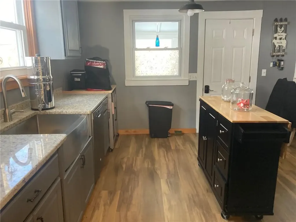 29 Mount Hygeia Road Foster RI 02825