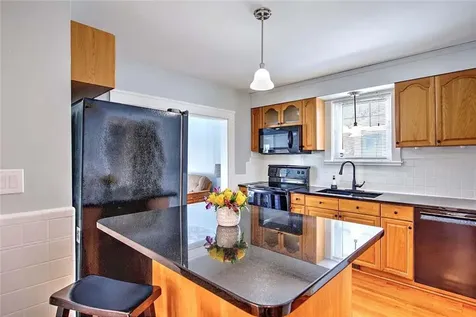 42 Mountain Avenue East Providence RI 02915