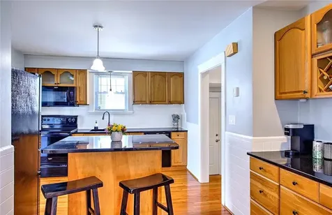 42 Mountain Avenue East Providence RI 02915