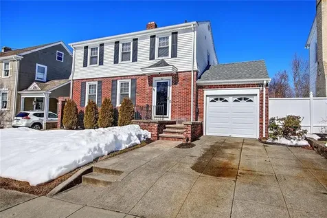 42 Mountain Avenue East Providence RI 02915