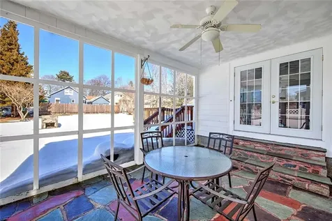 42 Mountain Avenue East Providence RI 02915