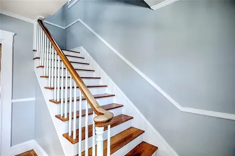 42 Mountain Avenue East Providence RI 02915