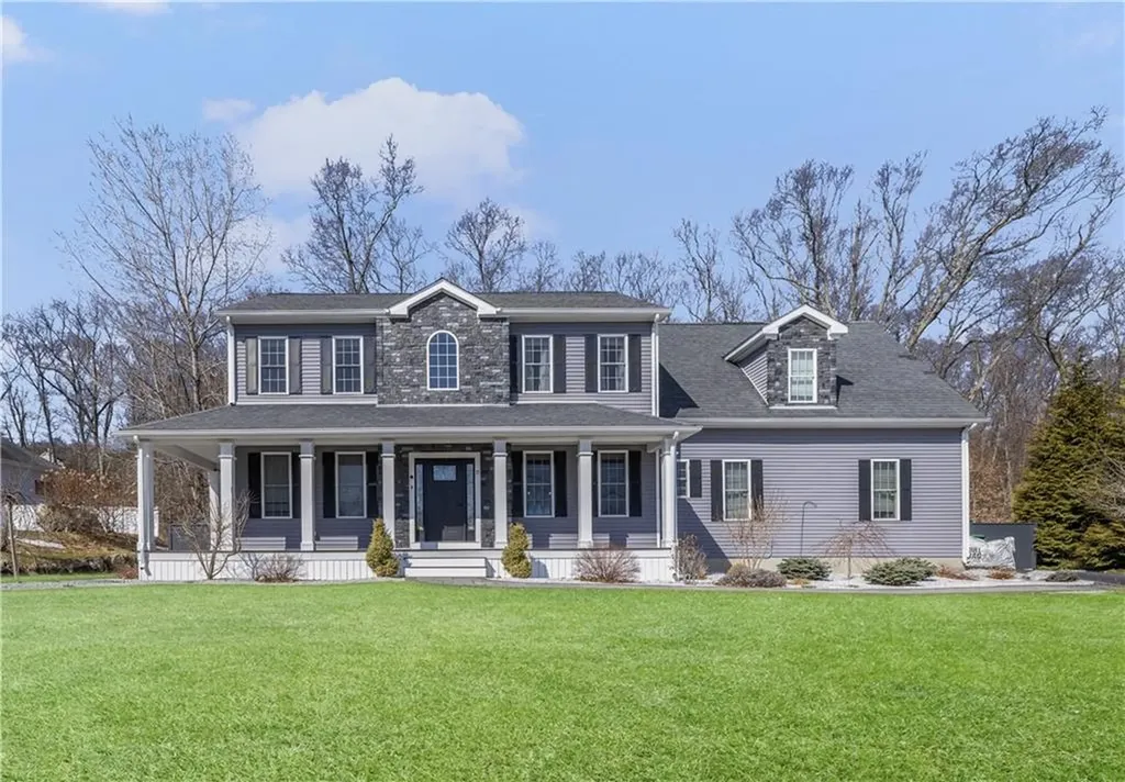 15 Bourque Road Cumberland RI 02864