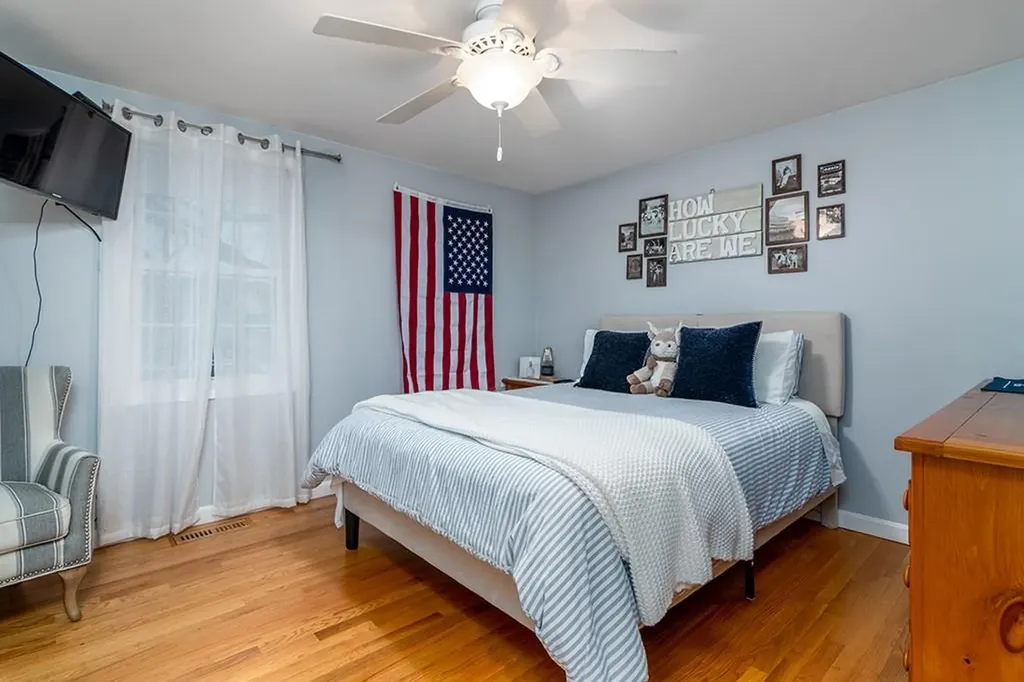 5 Wayland Trail Narragansett RI 02882