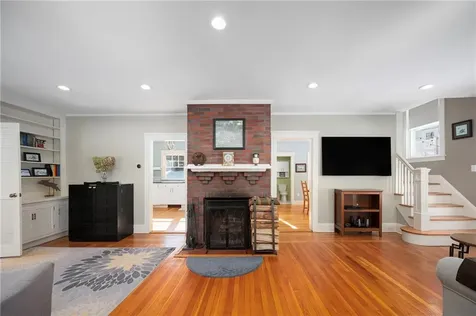 51 Wilcox Avenue Pawtucket RI 02860