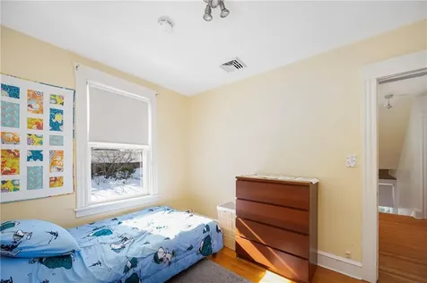 51 Wilcox Avenue Pawtucket RI 02860