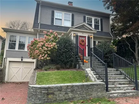 51 Wilcox Avenue Pawtucket RI 02860