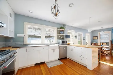 51 Wilcox Avenue Pawtucket RI 02860