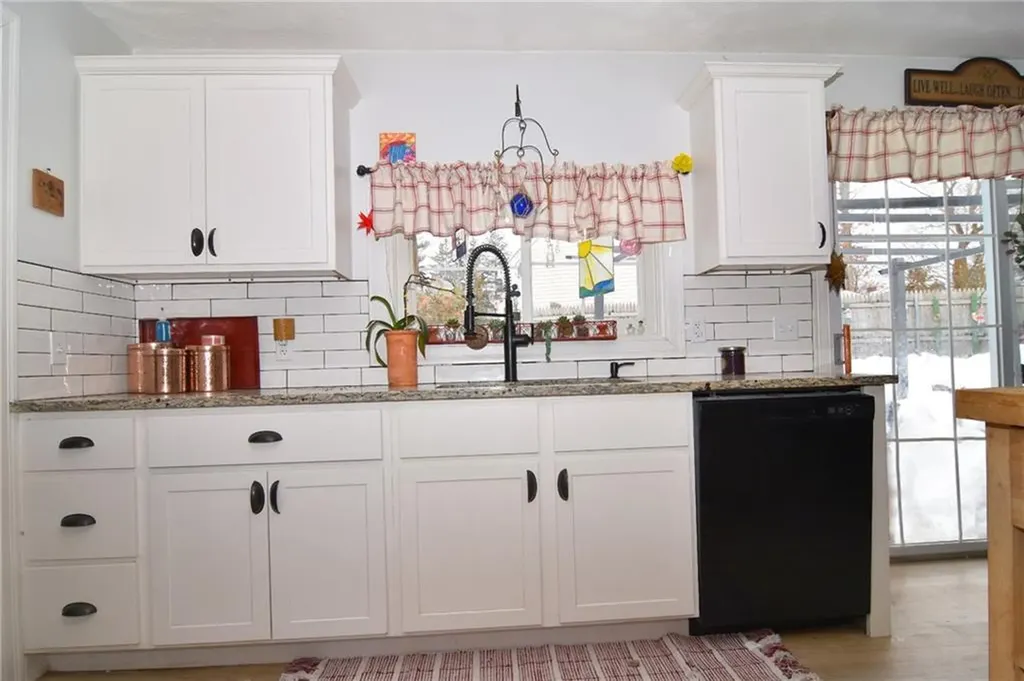 37 Gerald Street Warwick RI 02886