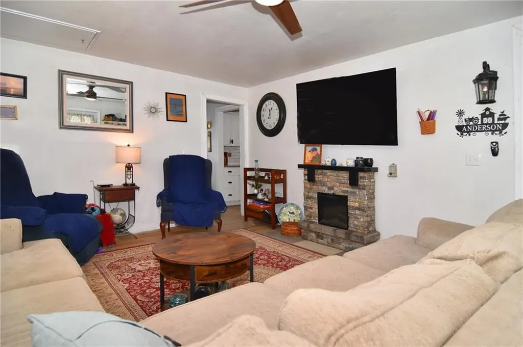 37 Gerald Street Warwick RI 02886