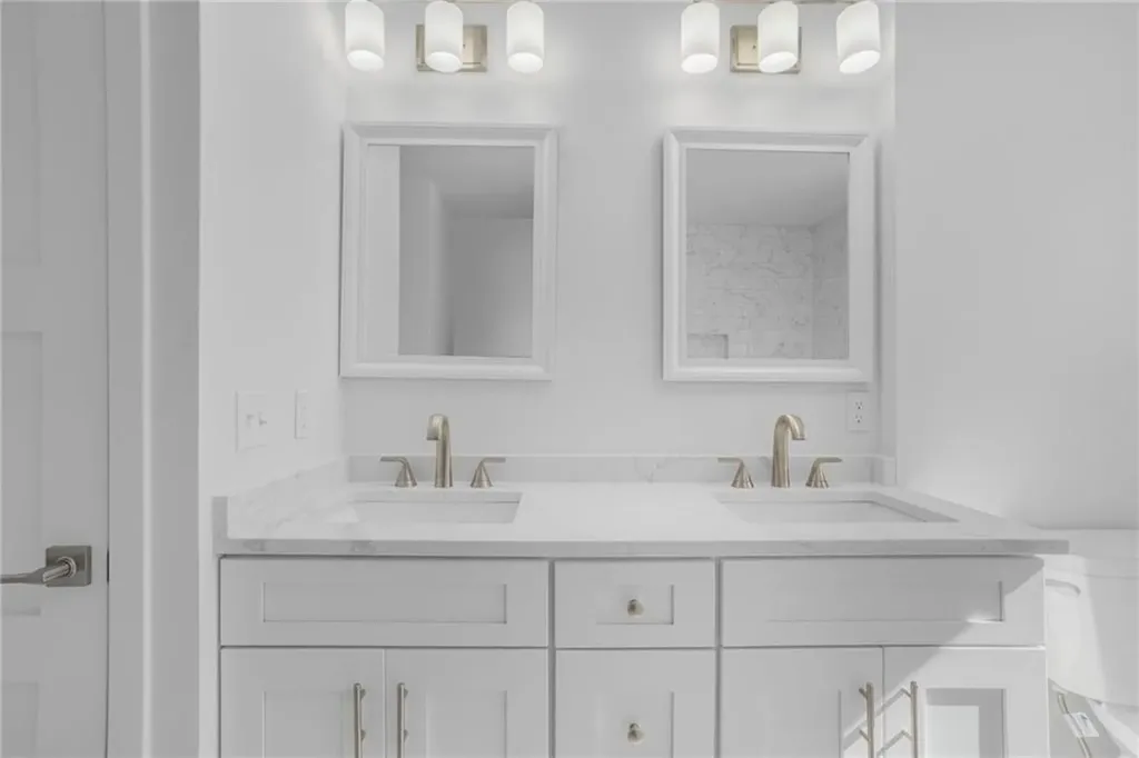 71 Woodmist Way North Kingstown RI 02852