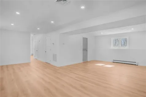 71 Woodmist Way North Kingstown RI 02852