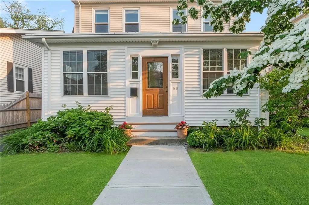 68 Ferncrest Avenue Cranston RI 02905