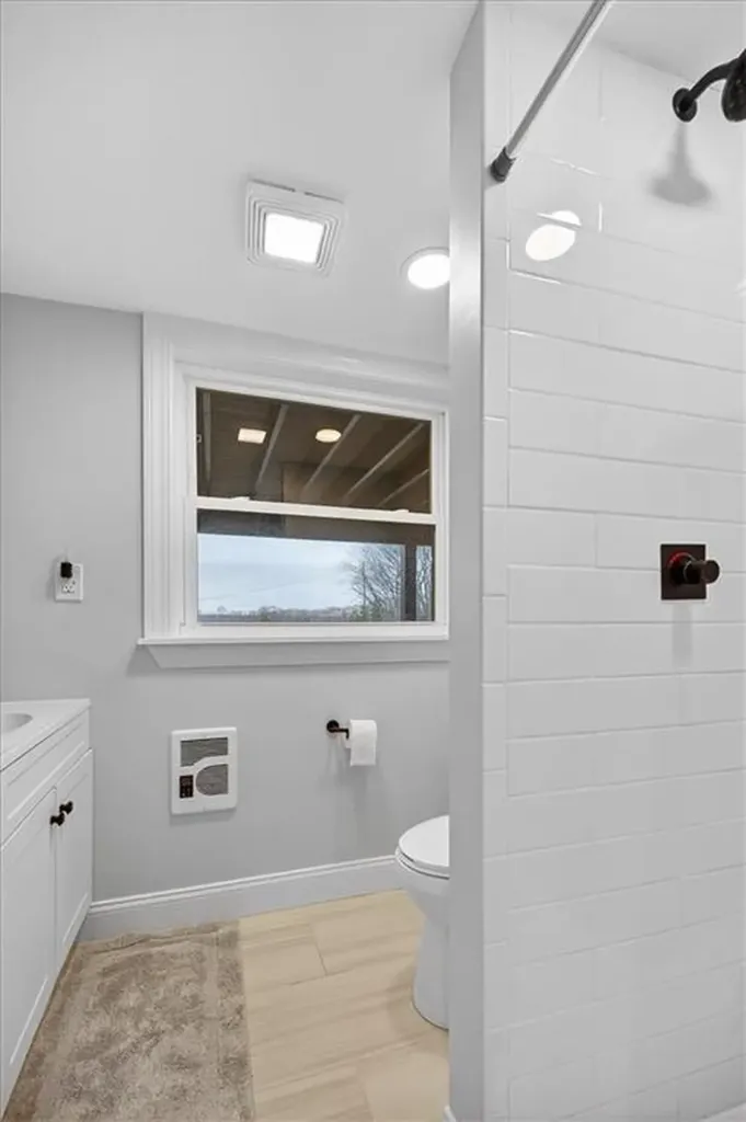 3 Set-n-sun Drive Scituate RI 02831