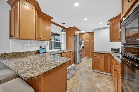 3 Set-n-sun Drive Scituate RI 02831
