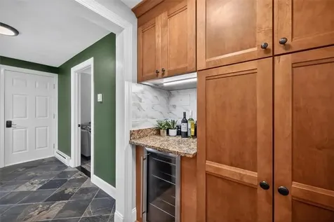 3 Set-n-sun Drive Scituate RI 02831