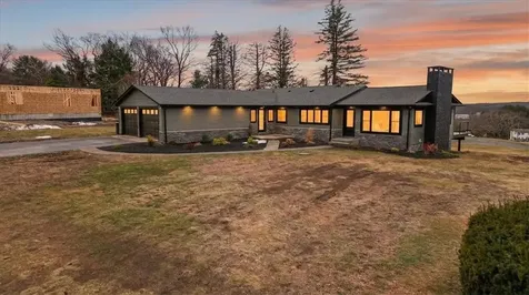 3 Set-n-sun Drive Scituate RI 02831