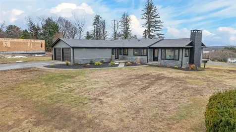 3 Set-n-sun Drive Scituate RI 02831