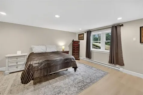3 Set-n-sun Drive Scituate RI 02831