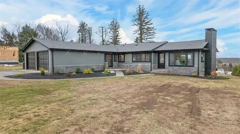 3 Set-n-sun Drive Scituate RI 02831