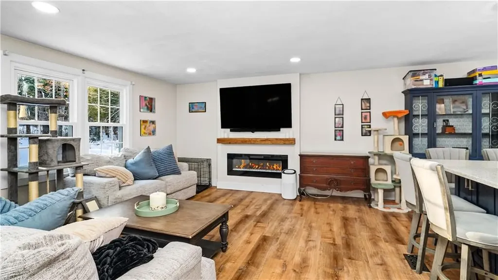 555 Mail Road Exeter RI 02822