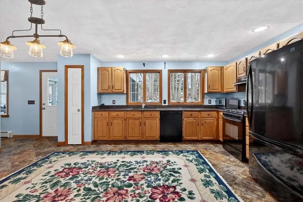 6 Wyoming Drive Cumberland RI 02864