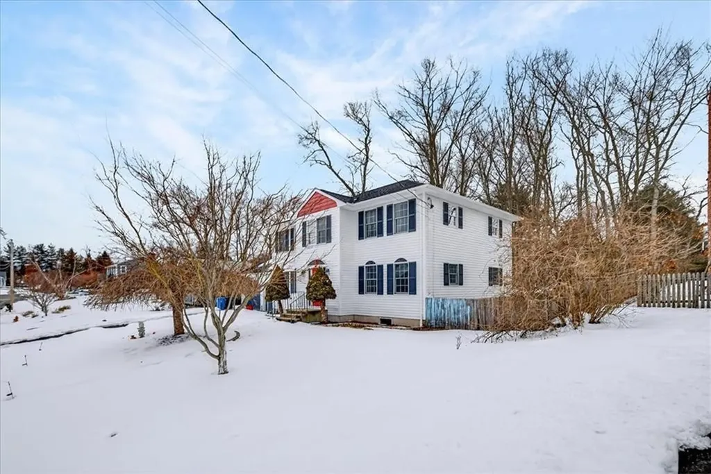 6 Wyoming Drive Cumberland RI 02864