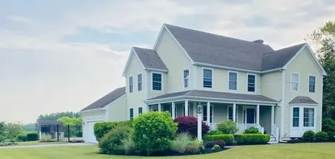 105 Lilac Lane Portsmouth RI 02871