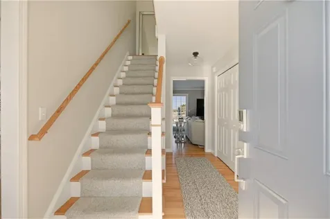 105 Lilac Lane Portsmouth RI 02871