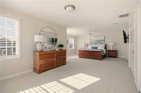 105 Lilac Lane Portsmouth RI 02871