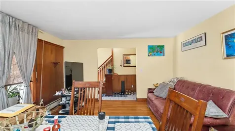 77 Minto Street Providence RI 02908