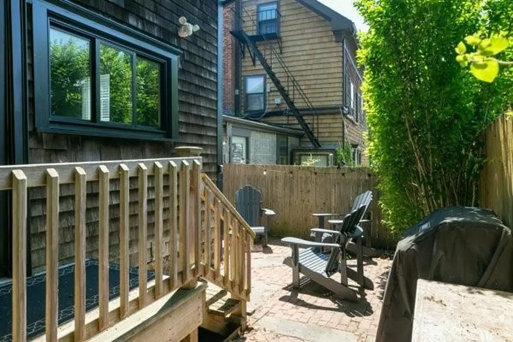 5 Stewart Street Newport RI 02840