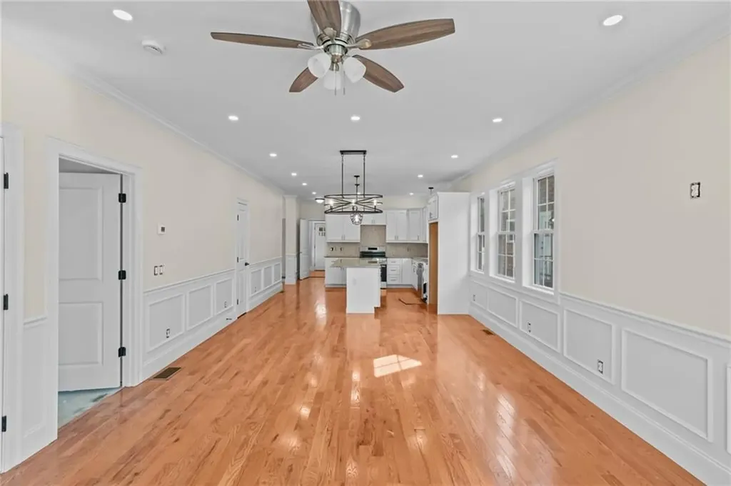 117 Sharon Street Providence RI 02908