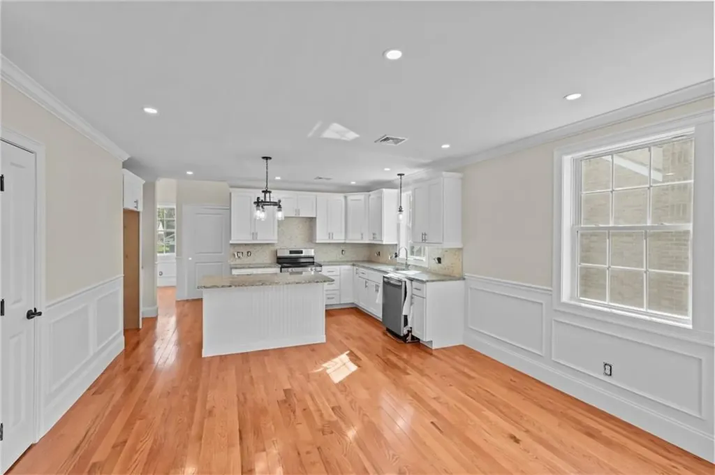 117 Sharon Street Providence RI 02908