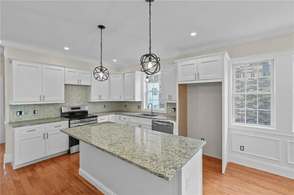 117 Sharon Street Providence RI 02908