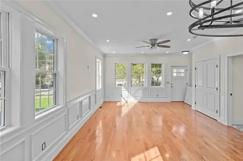 117 Sharon Street Providence RI 02908
