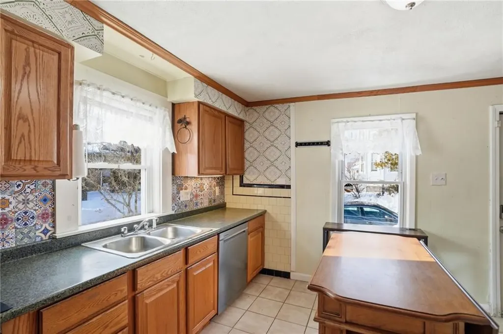 957 Mineral Spring Avenue Pawtucket RI 02860