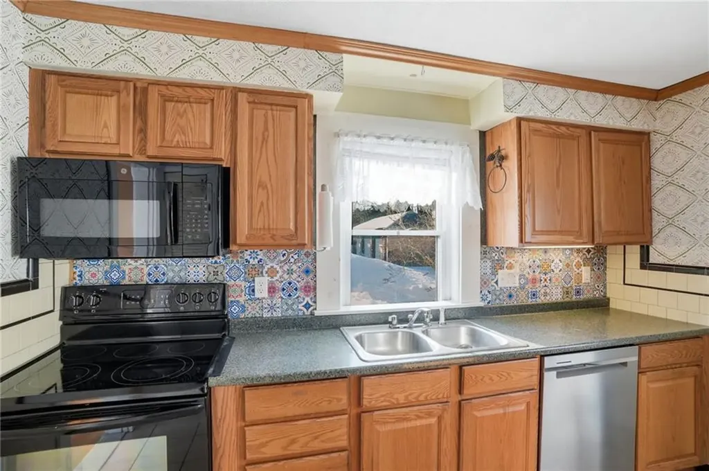 957 Mineral Spring Avenue Pawtucket RI 02860