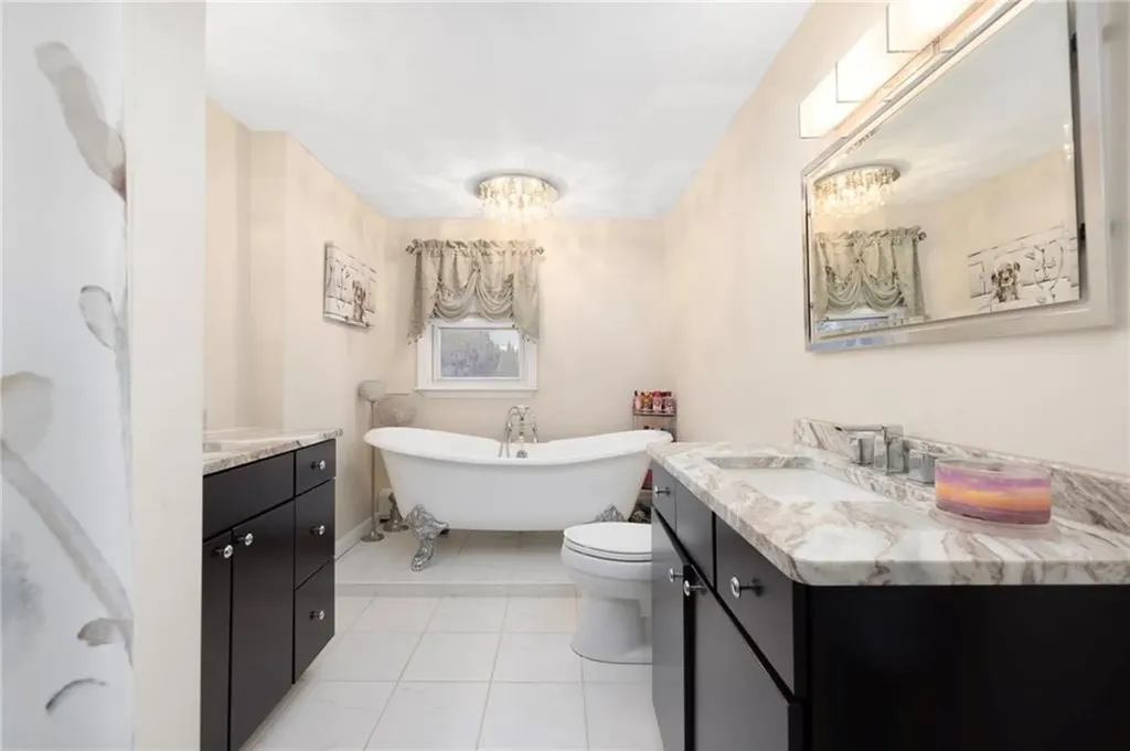 29 Golini Drive Johnston RI 02919