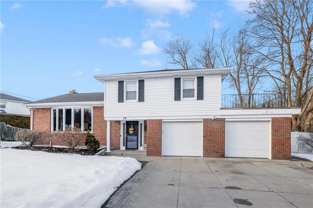 29 Golini Drive Johnston RI 02919