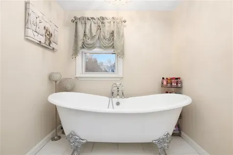 29 Golini Drive Johnston RI 02919